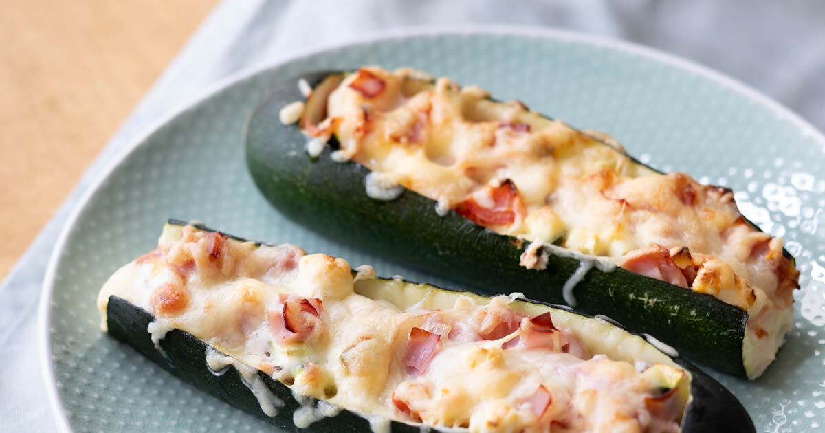 Gefüllte Zucchini mit Burgunder Schinken | LANDHOF Gefüllte Zucchini mit Burgunder Schinken | LANDHOF